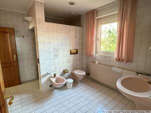 Ein Haus - unzählige Möglichkeiten! Großzügiges Wohnen mit Entwicklungspotenzial in Oldenburg – 26127 Oldenburg – Vorschaubild 9