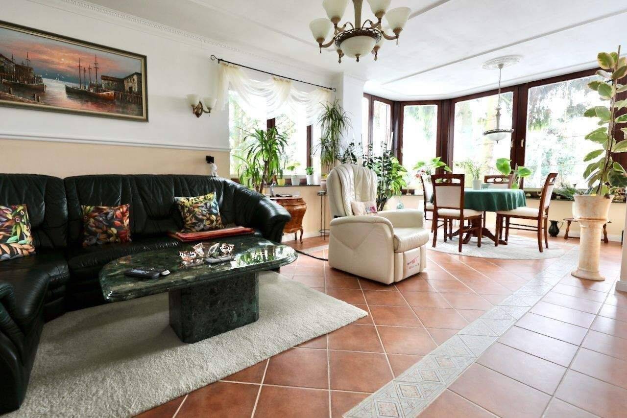 CA. 207 m² WOHN-/NUTZFLÄCHE - GROSSZÜGIGE MAISONETTE MIT GARTEN - WOHNEN MIT HAUSFLAIR – Berlin – Vorschaubild 7