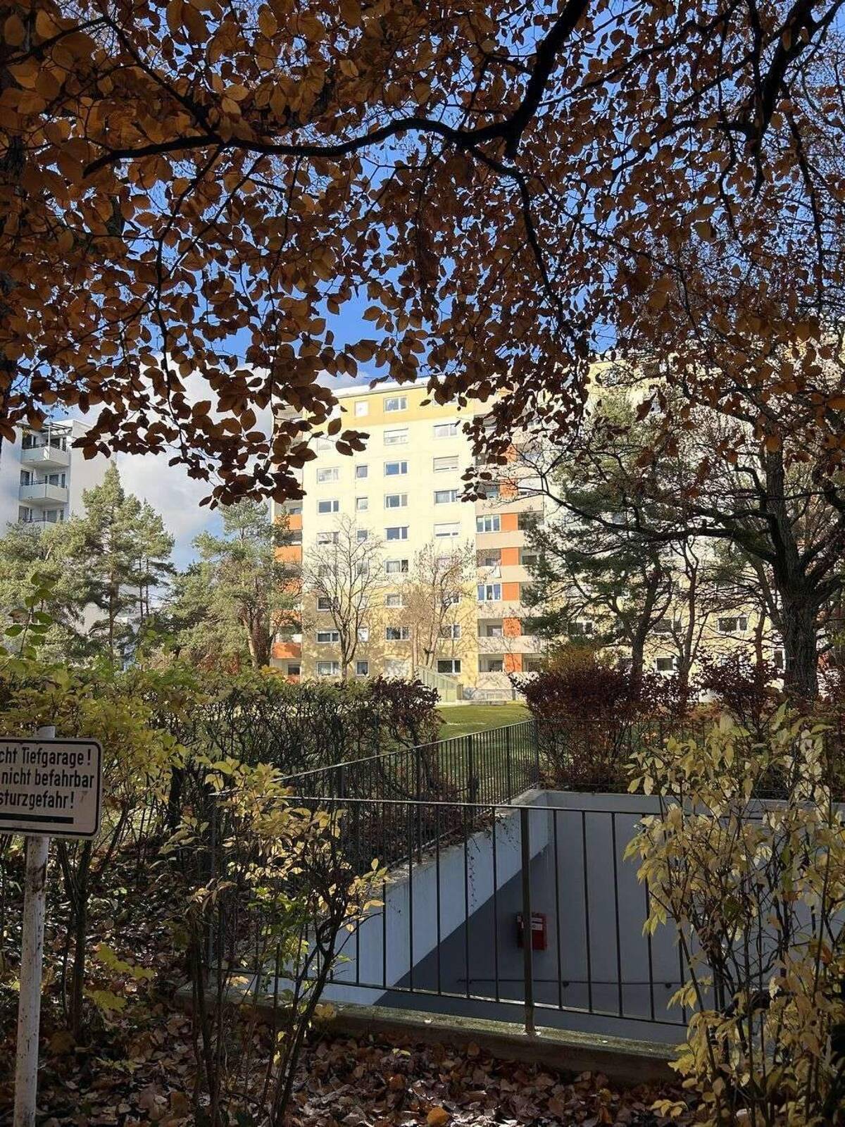 Feldmoching/ Lerchenau, freie, ruhige 3-Zimmer-Wohnung – 80935 München – Bild 1 von 5