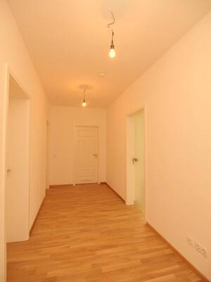 Schöne und moderne 3-Zimmer-Wohnung... Lift + EBK + Balkon + Parkett + Wanne/Dusche + FuBo Heizung – 4155 Leipzig – Vorschaubild 7