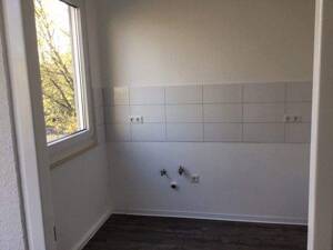 Hier lässt es sich aushalten: günstige 3-Zimmer-Wohnung in einer grünen Wohnanlage – 34132 Kassel – Vorschaubild 6