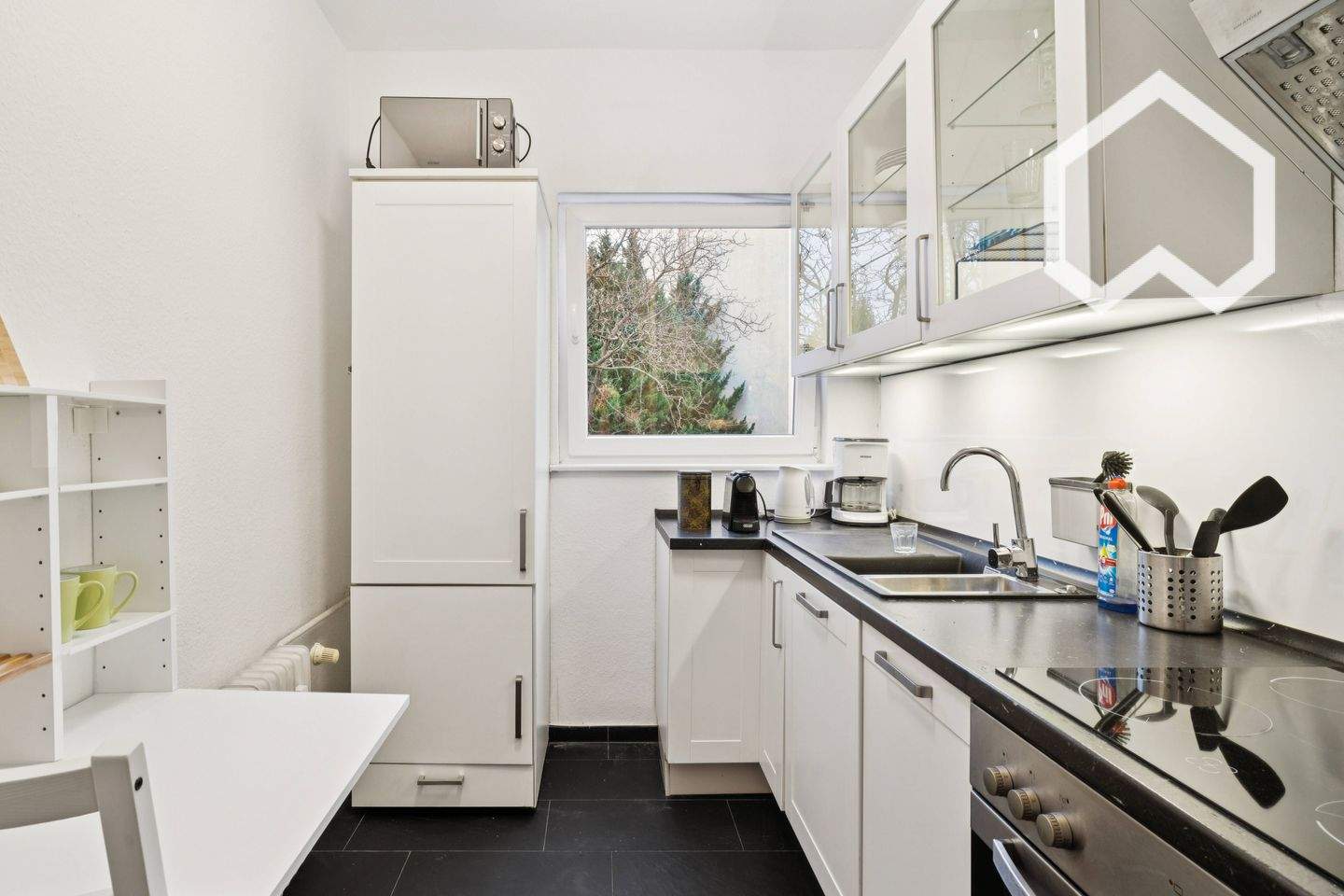 Helle & großzügige 2-Zimmer-Suite (70 m²) nahe Berliner Hauptbahnhof & Tiergarten - modern, ruhig & vollständig möbliert – Berlin – Vorschaubild 9