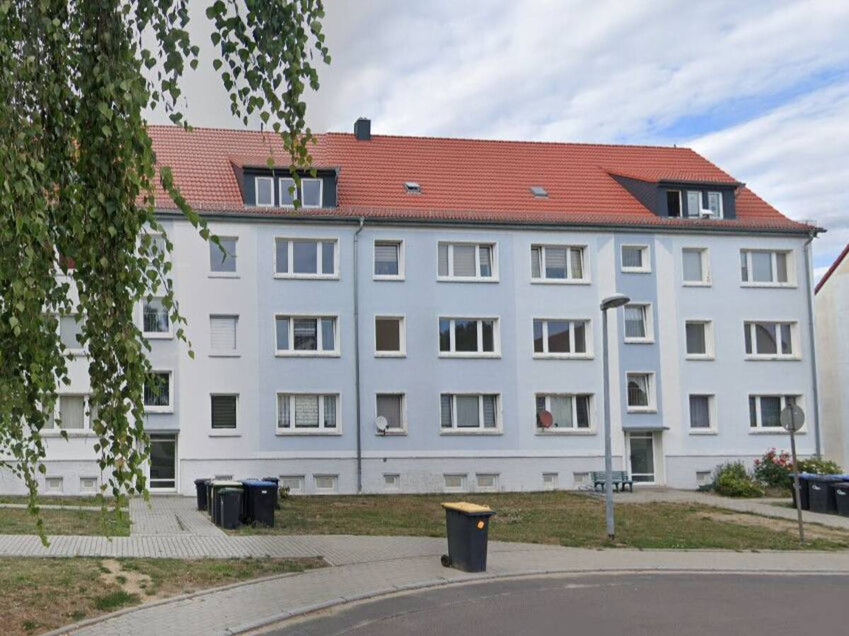 Große 4-Raum Eigentumswohnung für Kapitalanleger! – 4539 Groitzsch – Bild 1 von 9