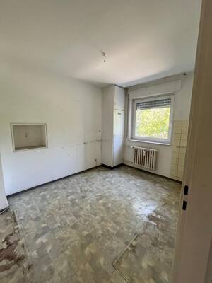 Geräumige 4-Zimmer-Wohnung mit Loggia – 76135 Karlsruhe – Vorschaubild 8