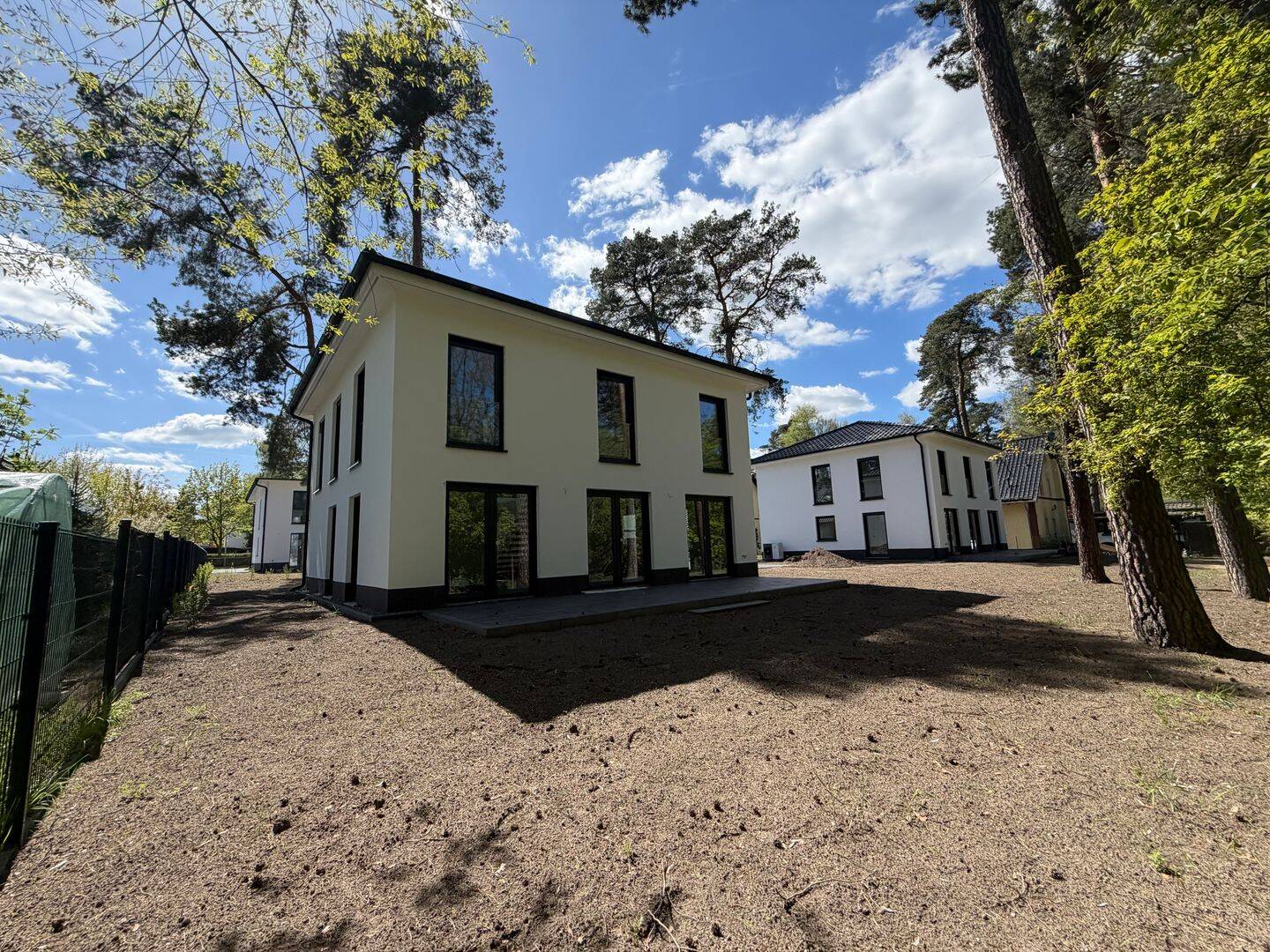 Bezugsfertige Luxusvilla vor den Toren Berlins – exklusiv und luxuriös ausgestattet. – Blankenfelde-Mahlow – Vorschaubild 6