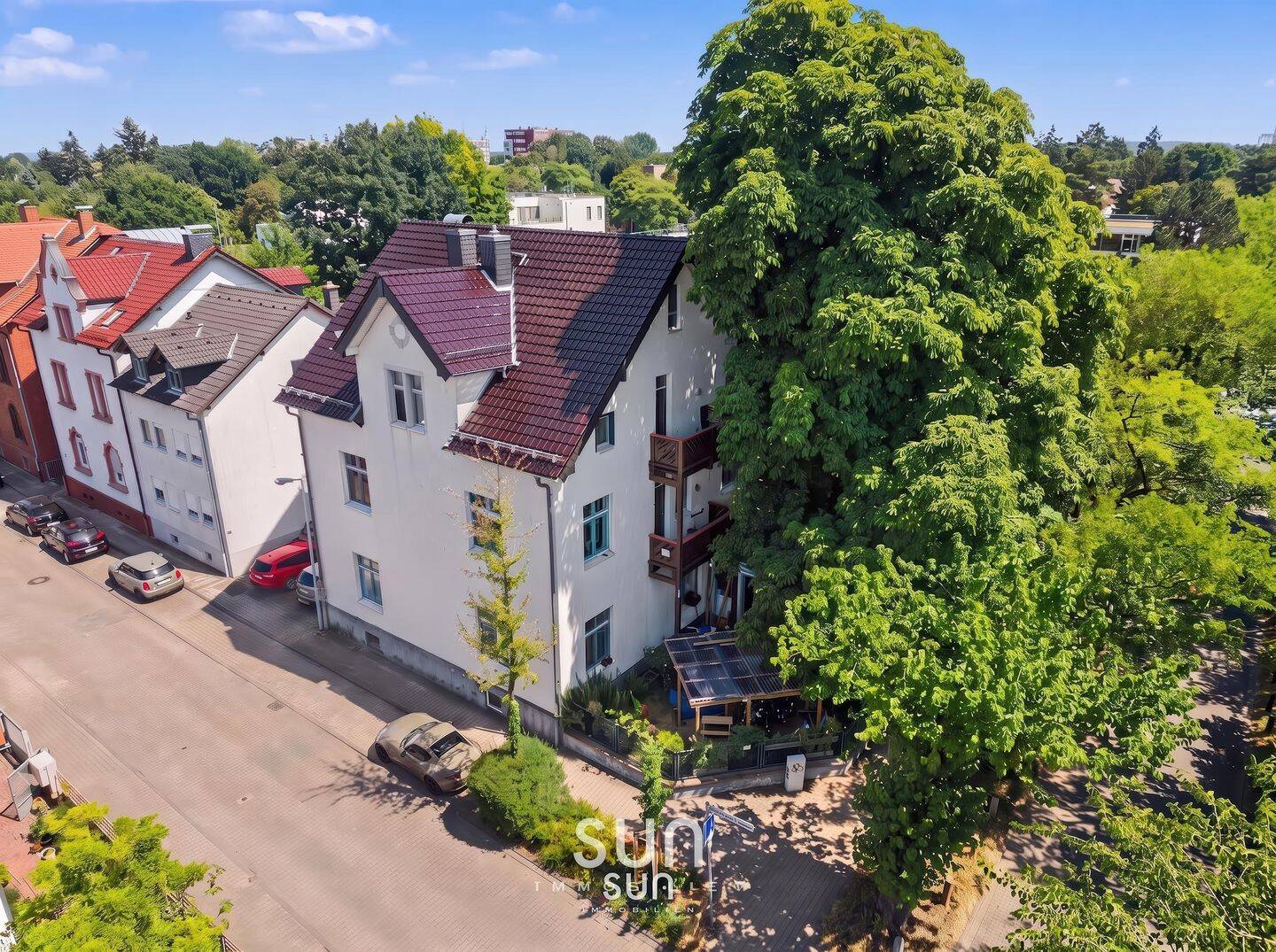 MODERNISIERTE ALTBAUWOHNUNG MIT KAMIN & BALKON IM GRÜNEN - 4 Zimmer auf 98 m² in Darmstadt-Arheilgen – Darmstadt – Vorschaubild 5