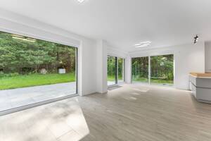 Modernes Familienhaus mit Doppelgarage und Blick ins Grüne – 28779 Bremen – Vorschaubild 6