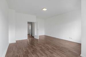 Urban wohnen im Güntzelkiez - Stilvolles Apartment mit Balkon – 10717 Berlin – Vorschaubild 2