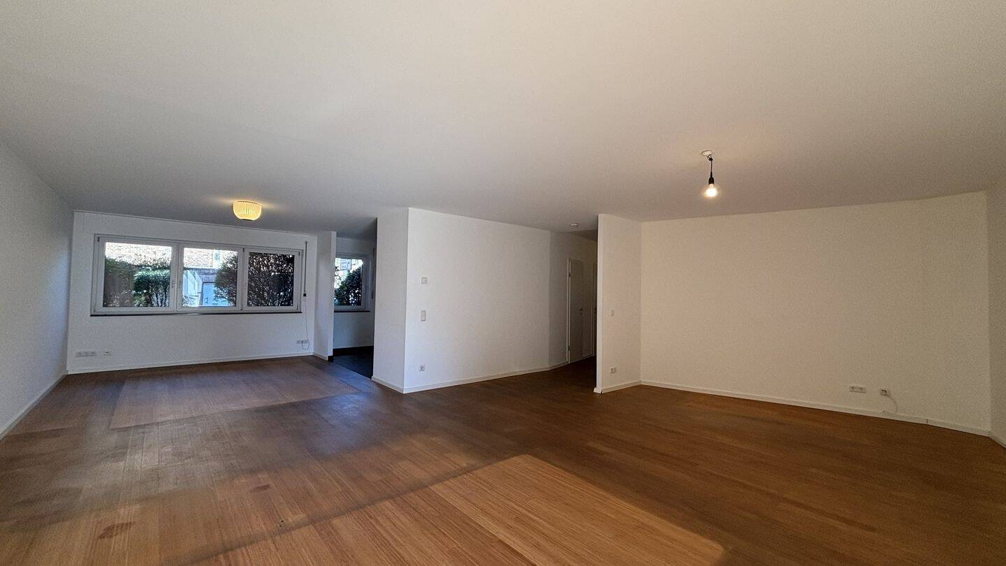 Großzügige 2-Zimmer-Wohnung zentral in Kaiserswerth – Düsseldorf – Vorschaubild 3