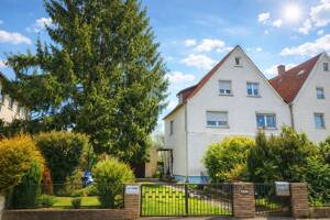 Einfamilienhaus Albau zum Schnäppchenpreis auf eingewachsenem Grundstück mit Obst- und Hausbaum