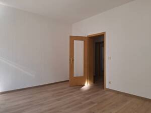 Eisleben: helle modernisierte 3 Zimmerwohnung nähe Stadtpark zu vermieten – 6295 Eisleben – Vorschaubild 5