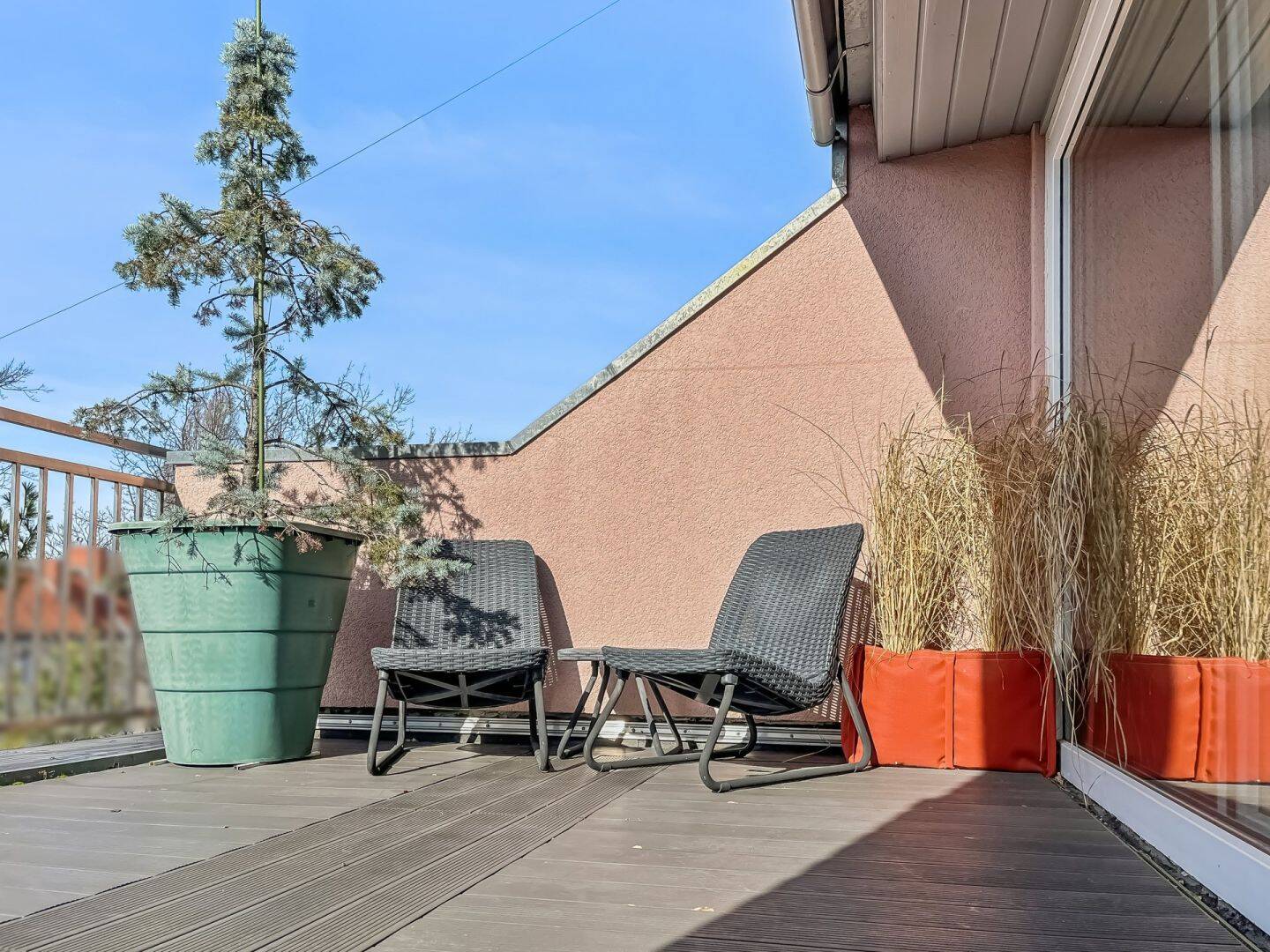 Modernes Dachgeschoss-Juwel mit großer Terrasse und Weitblick in Berlin-Moabit – Berlin – Bild 1 von 9