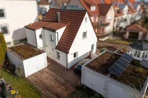 Haus mit Potential: Sanierung (Hausschwamm) oder Neubau – 70563 Stuttgart – Vorschaubild 2