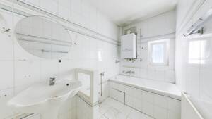 Großzügige 4-Zimmer-Altbauwohnung im denkmalgeschützten Wohnhaus – 70182 Stuttgart – Vorschaubild 5
