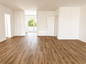 antaris Immobilien GmbH **Ihr neues Zuhause: Stilvolle 5-Raum-Wohnung mit Wow-Faktor** – 99085 Erfurt – Vorschaubild 3