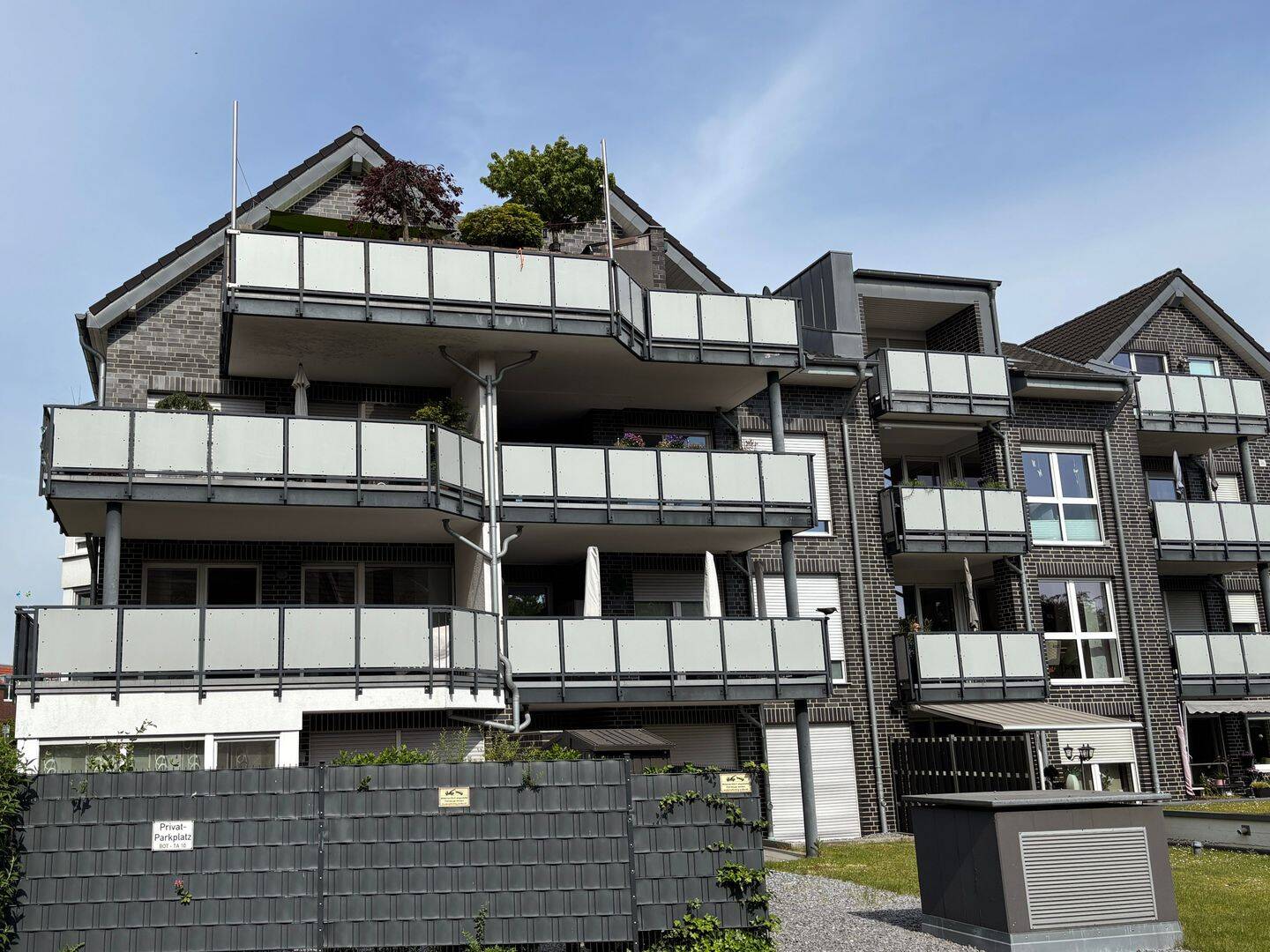 Helle 3,5-Zimmer Wohnung mit Balkon, TG & Aufzug in Kirchhellen-Mitte (provisionsfrei, barrierearm) bezugsfrei ab August 2026 – Bottrop – Vorschaubild 4