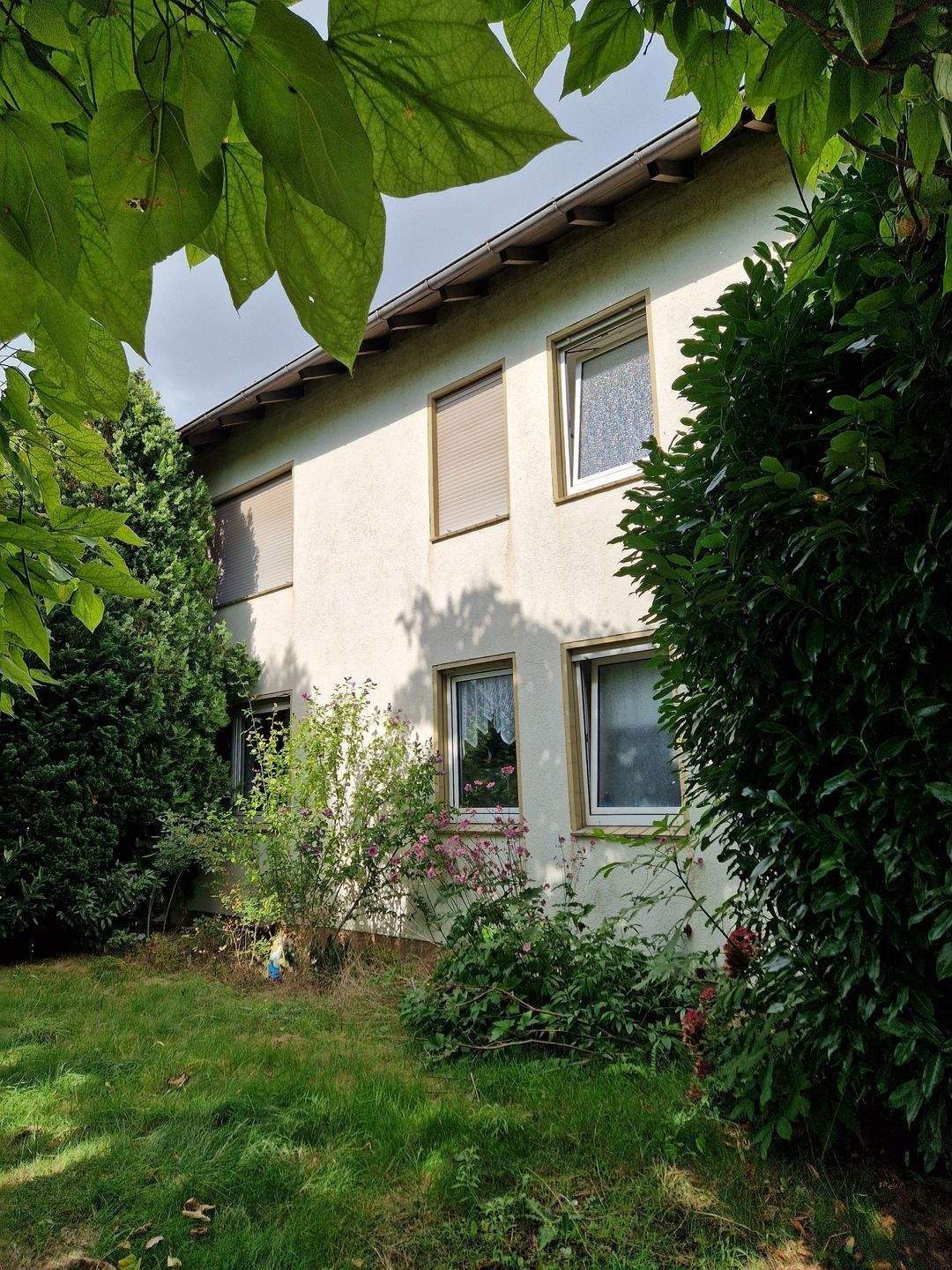 Zweifamilienhaus mit Garten in Löhne – Löhne – Bild 1 von 9