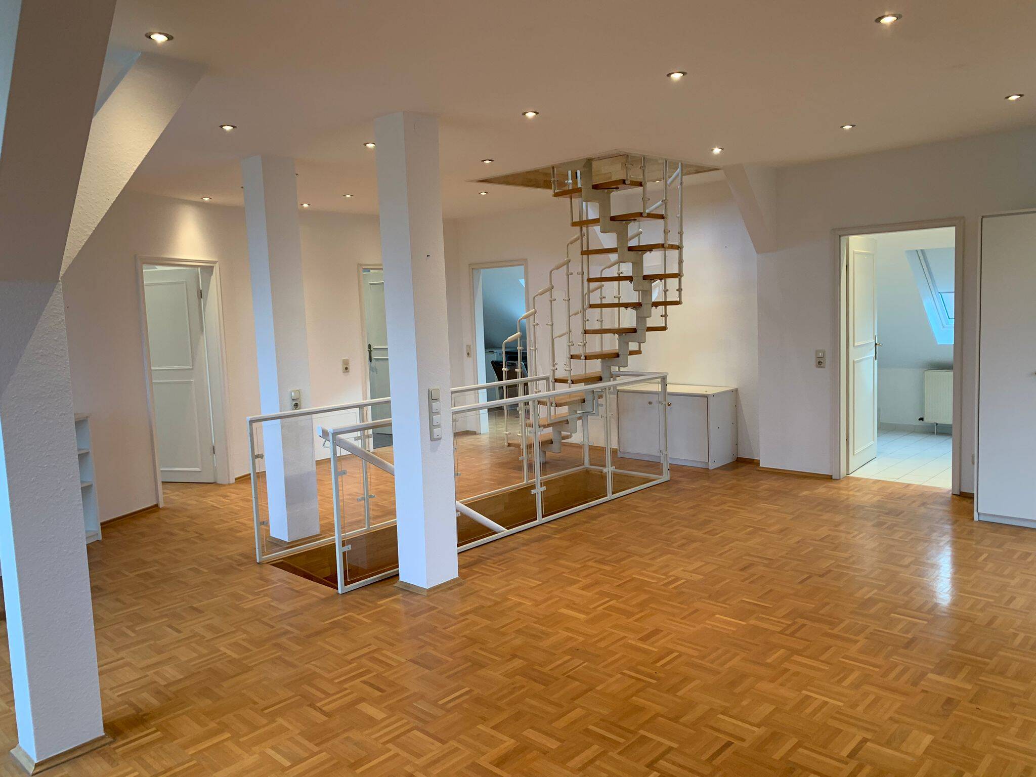 Penthouse-Maisonette - 3 ZKB und 2 Dachterrassen – Wiesbaden – Vorschaubild 4