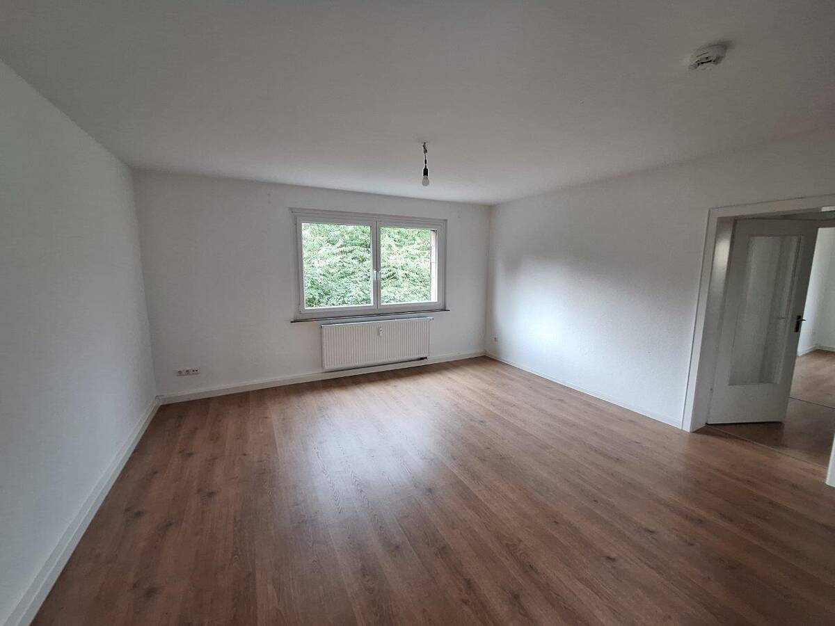 3 Zimmer Wohnung mit Balkon ruhig gelegen mit Aufzug – 44149 Dortmund – Bild 1 von 8