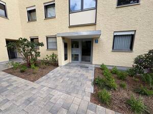 Gepflegte 4-Zimmer-Wohnung in Milbertshofen mit Südbalkon (nicht vermietet) – 80807 München – Vorschaubild 1
