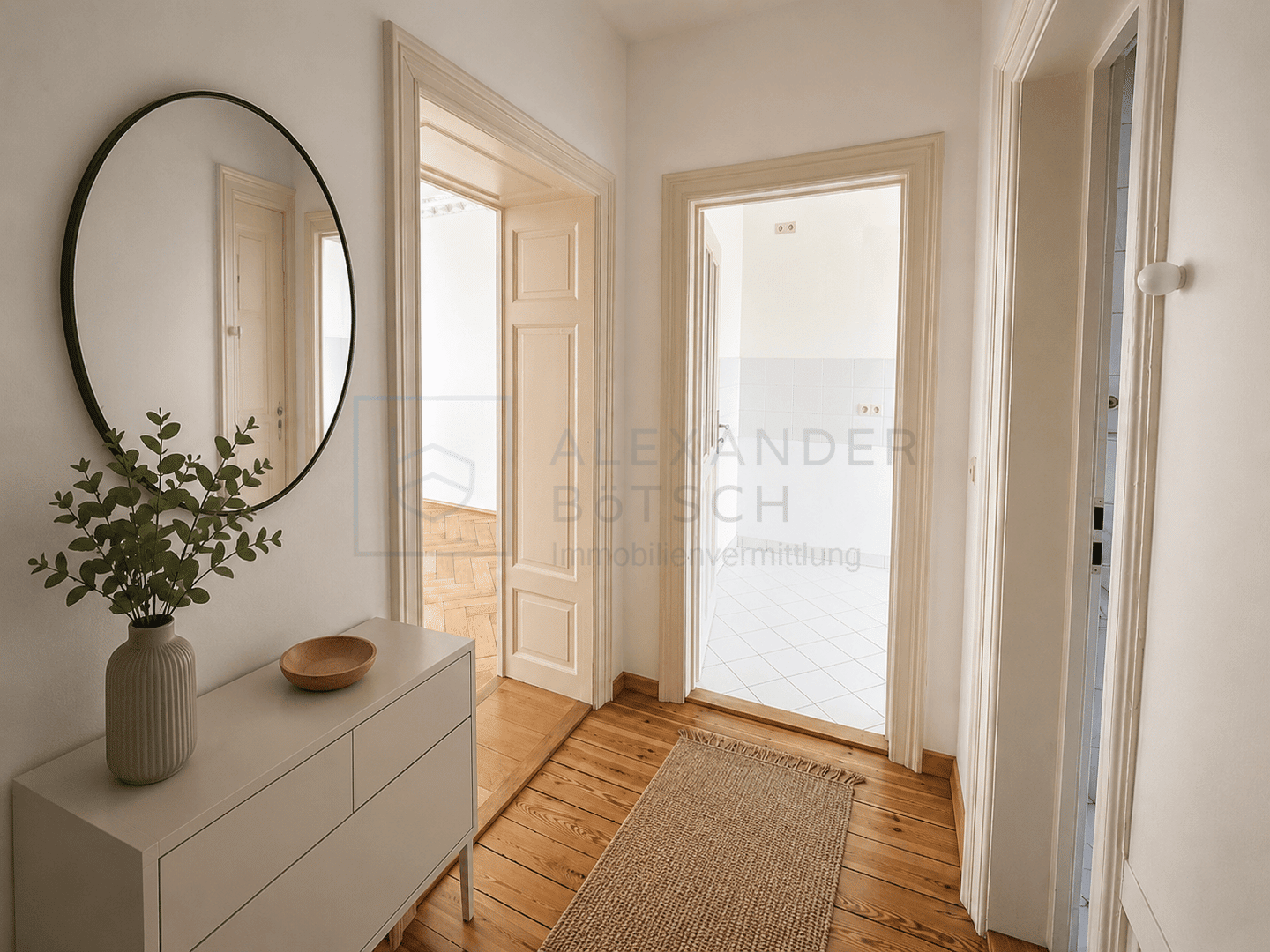 Mehrfamilienhaus nahe Rotkreuzplatz - WE 4 - 1. OG - 2-Zimmer-Altbau mit Balkon – München – Vorschaubild 3