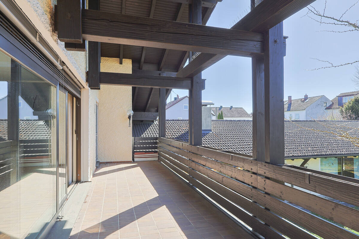 Seltene Gelegenheit: Exklusive Villa mit Indoor-Pool und weitläufigem Grundstück in Gaimersheim – Gaimersheim – Vorschaubild 8
