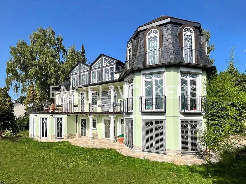 Exklusive Villa im Retro-Stil in ruhiger Ortsrandlage – Villmar – Bild 1 von 9
