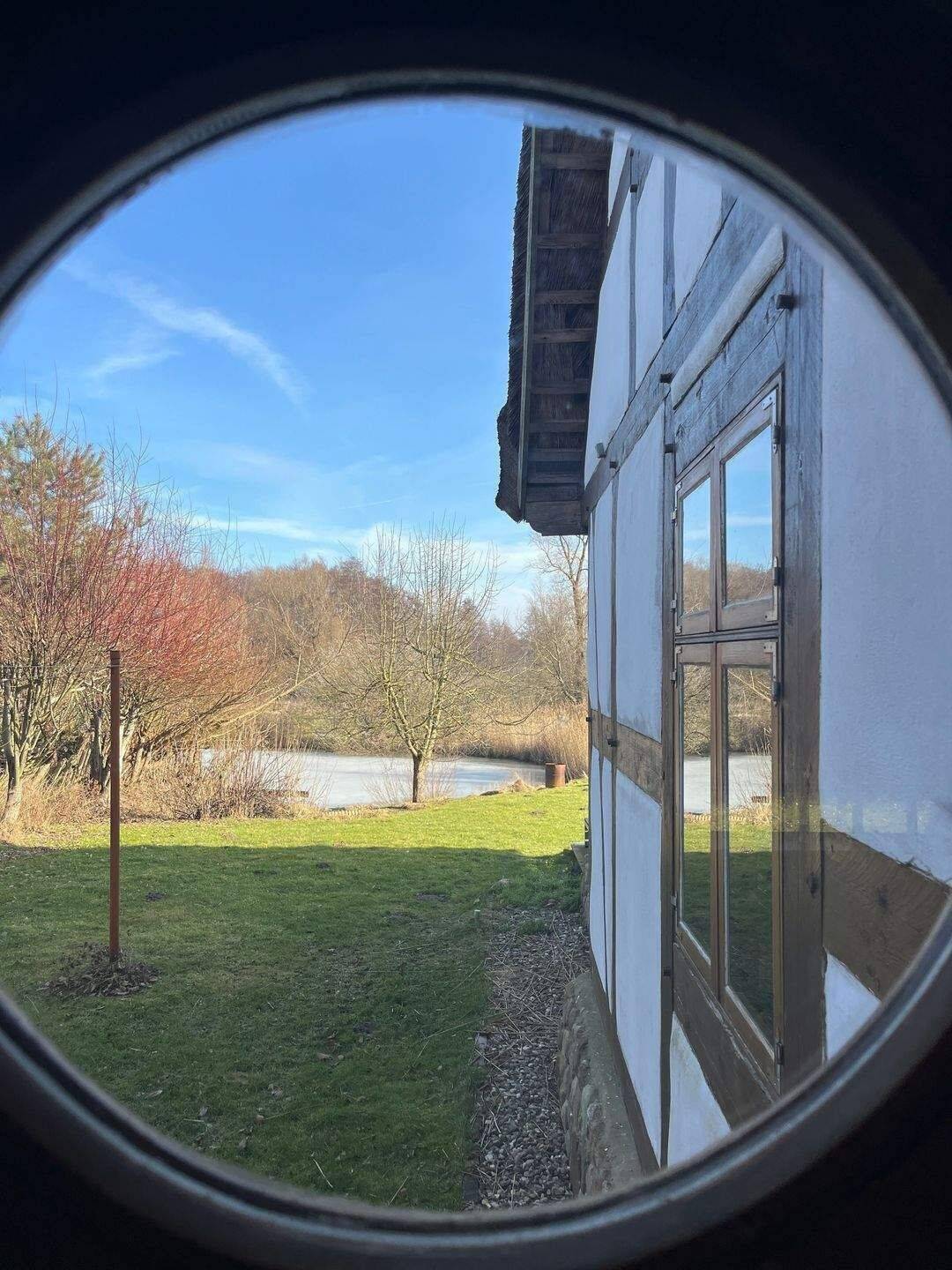 Haus am See! Niedrigenergie 28,77 Kwh, Haus Reet Fachwerk + Ferienhaus am Jasmunder Bodden auf der Insel Rügen – Buschvitz – Vorschaubild 9