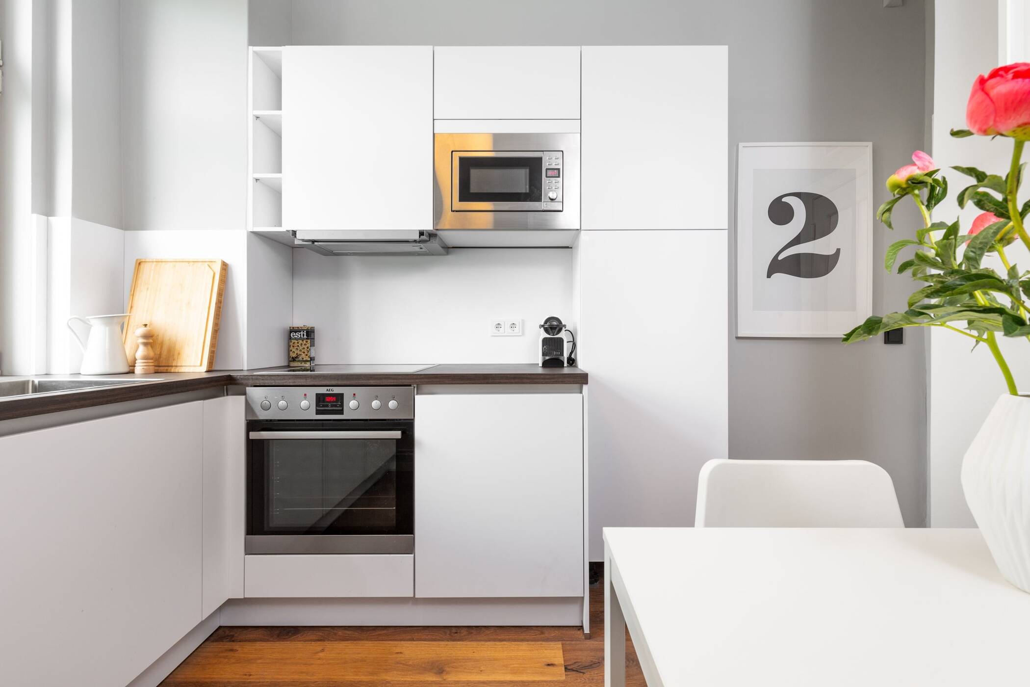 Zentrales, exklusiv und hochwertig eingerichtetes 2-Zimmer Apartment im Baudenkmal – Berlin – Vorschaubild 3