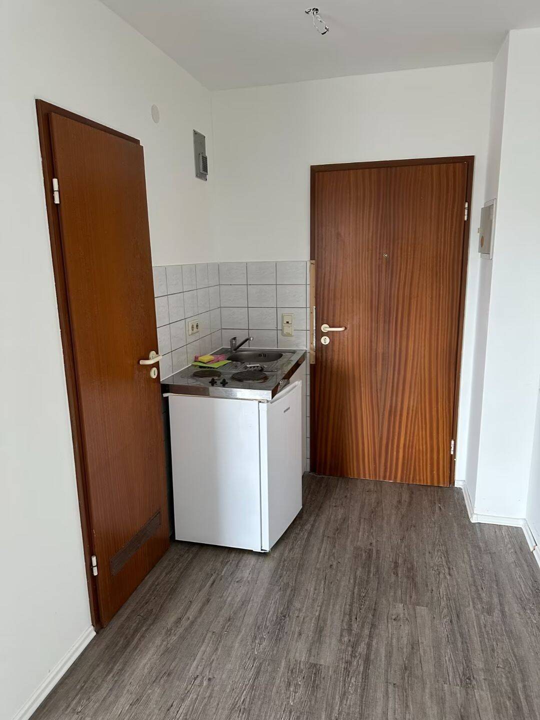 Fünf 1-Zimmerwohnungen in Ludwigshafen Mitte als Gesamtpaket. 3/5 vermietet und eine frisch saniert. – Ludwigshafen am Rhein – Vorschaubild 7