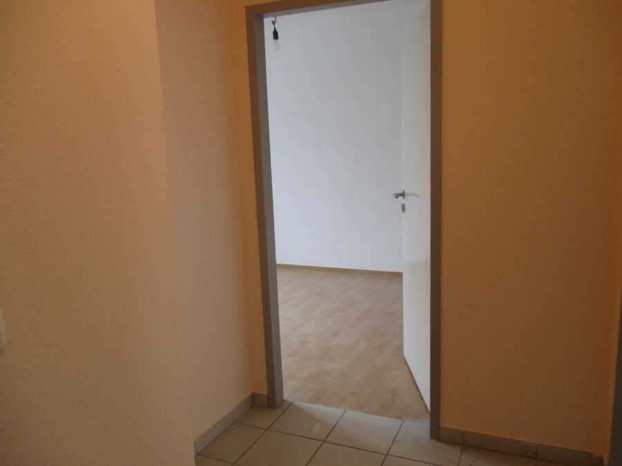 Provisionsfrei* Geräumige 4-Zi.-Wohnung m. Stellpl., Altendorfer Straße, 1.OG – Essen – Vorschaubild 5