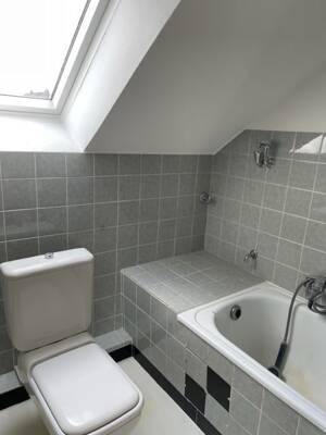 VERMITTELT ... Dachgeschoß-Wohnung mit Blick über die Stadt ! – 33605 Bielefeld – Vorschaubild 8
