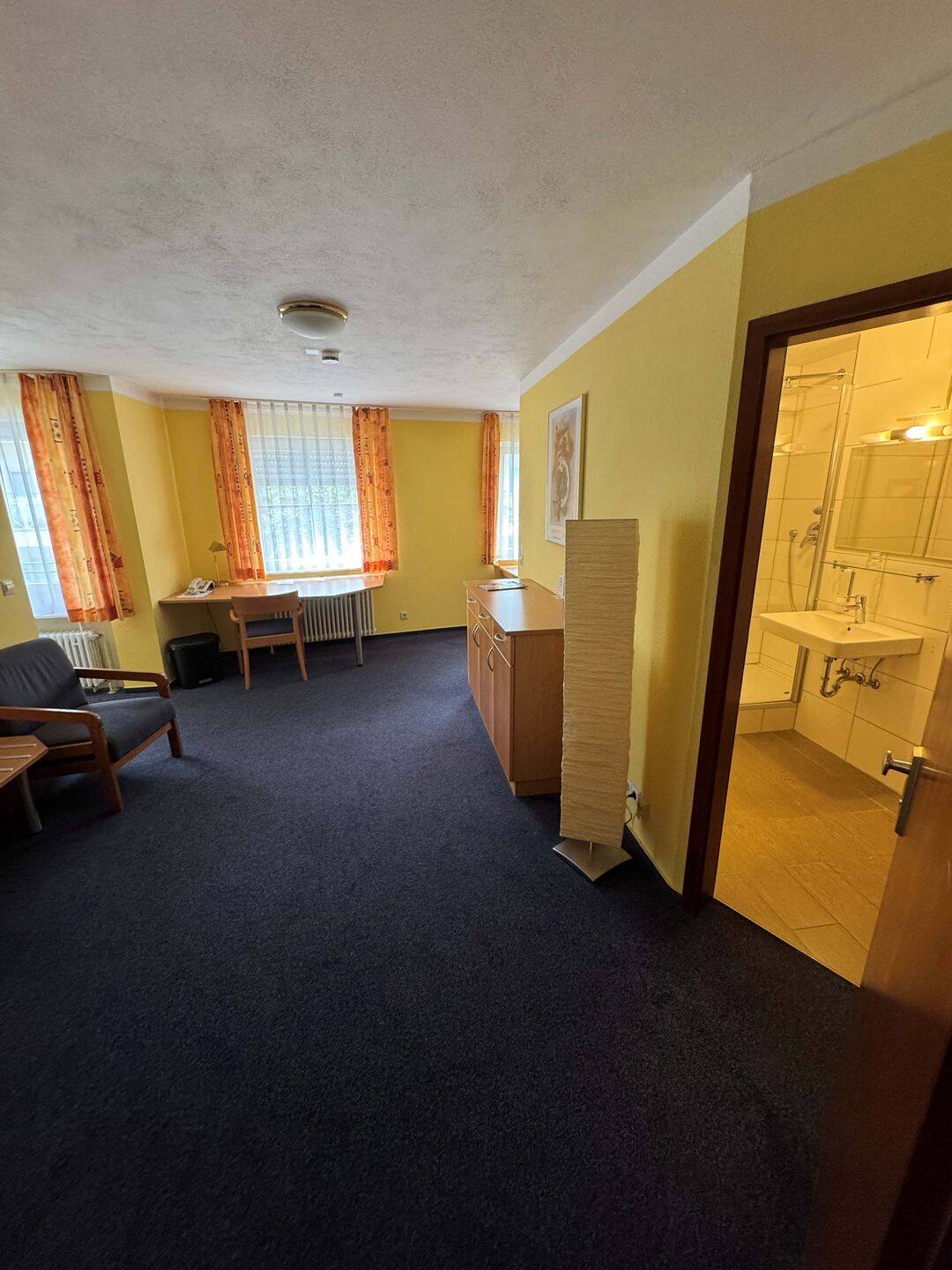 Sehr gepflegtes und langjährig vermietetes Appartement in der beliebten Weststadt! – Karlsruhe – Vorschaubild 5