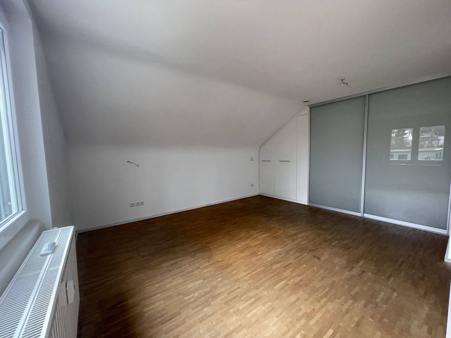 Intressante Kapitalanlage: Großzügige 3-Zimmer-Penthousewohnung im Loftstil mit Blick ins Grüne: S-Ost – Stuttgart – Vorschaubild 8