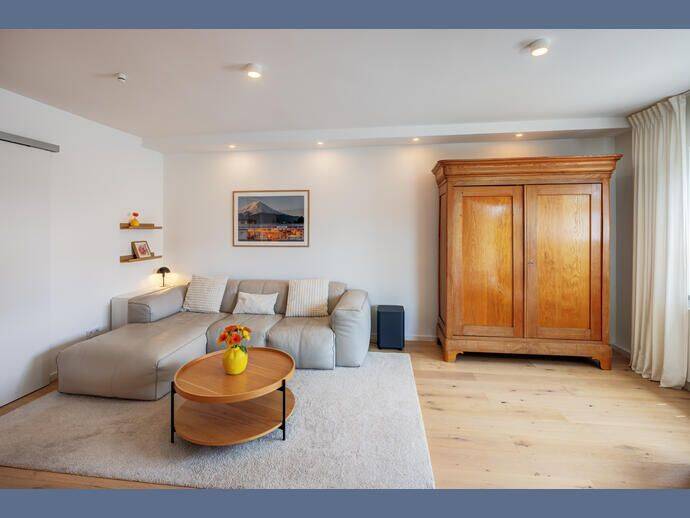 Möbliert: Stylische 3-Zimmer Wohnung in Schwabing-West – München – Vorschaubild 2