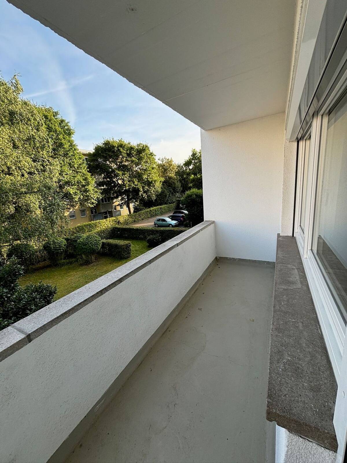 Moderne & helle 2-Zimmer-Wohnung in der Sanderau – 97072 Würzburg – Bild 1 von 8