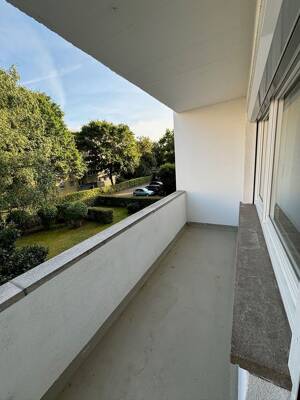 Moderne & helle 2-Zimmer-Wohnung in der Sanderau – 97072 Würzburg – Vorschaubild 1