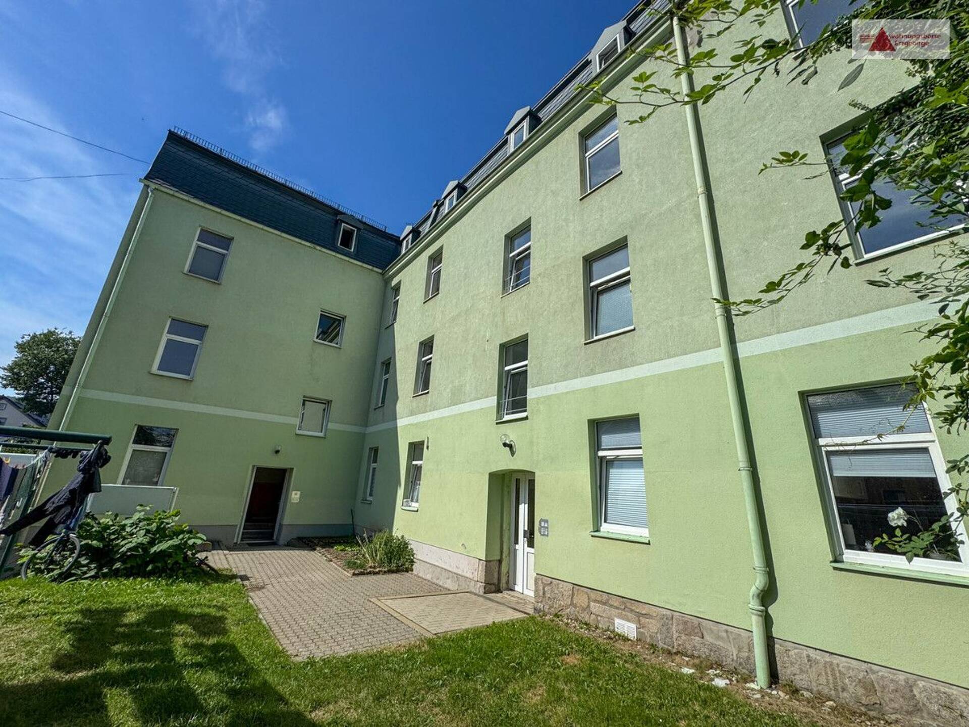 Mehrfamilienhaus in 08280 Aue mit 899,92 m² kaufen