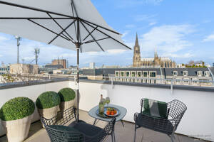 Welc(H)ome® by RIDA FLATS - Altstadt! Maisonette-Penthouse mit Domblick: Stilvoller Wohntraum