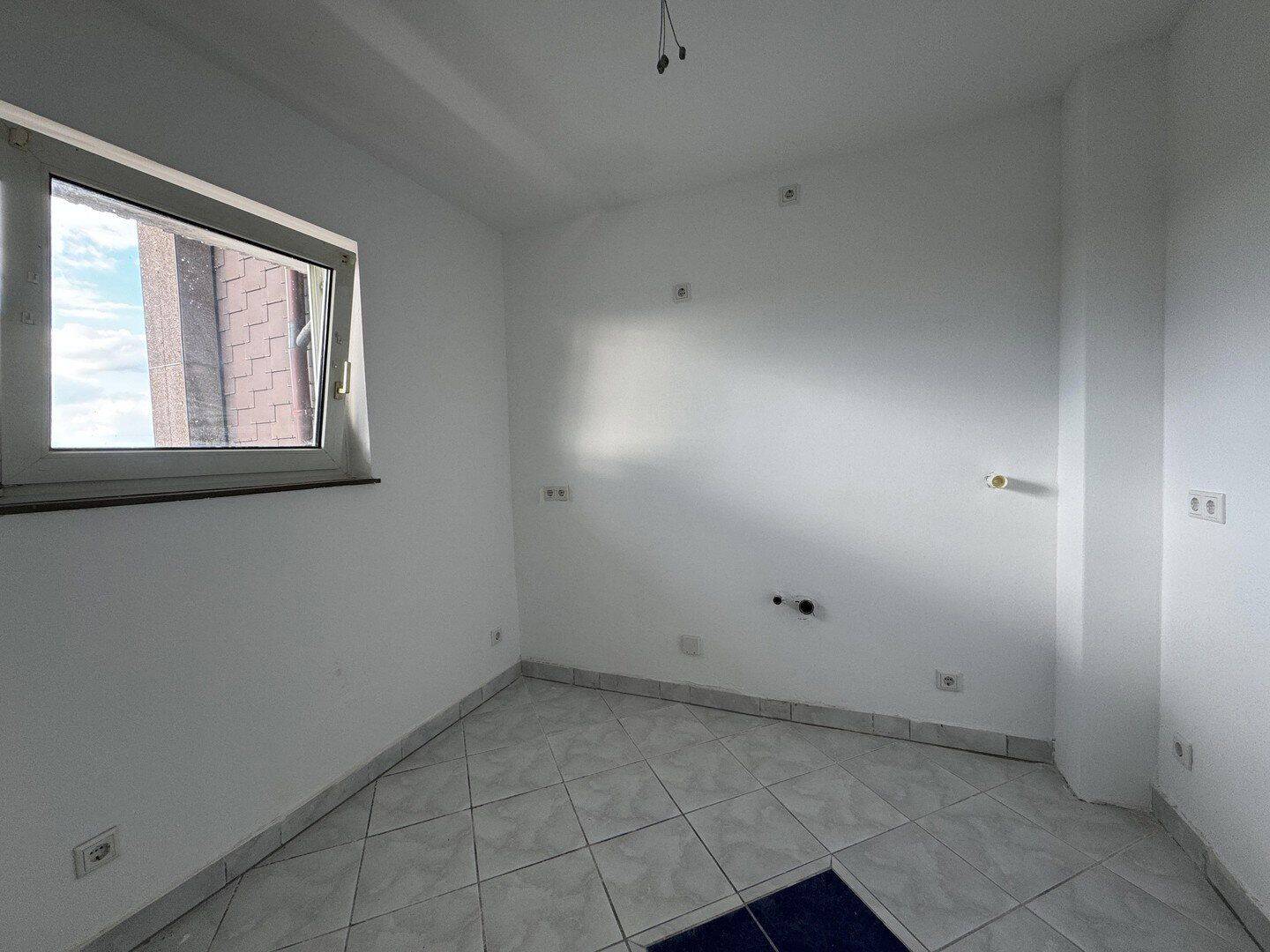 Ruhig wohnen mit Aussicht - 2-Zimmer-Wohnung im 6. OG mit Aufzug – Mettmann – Vorschaubild 5