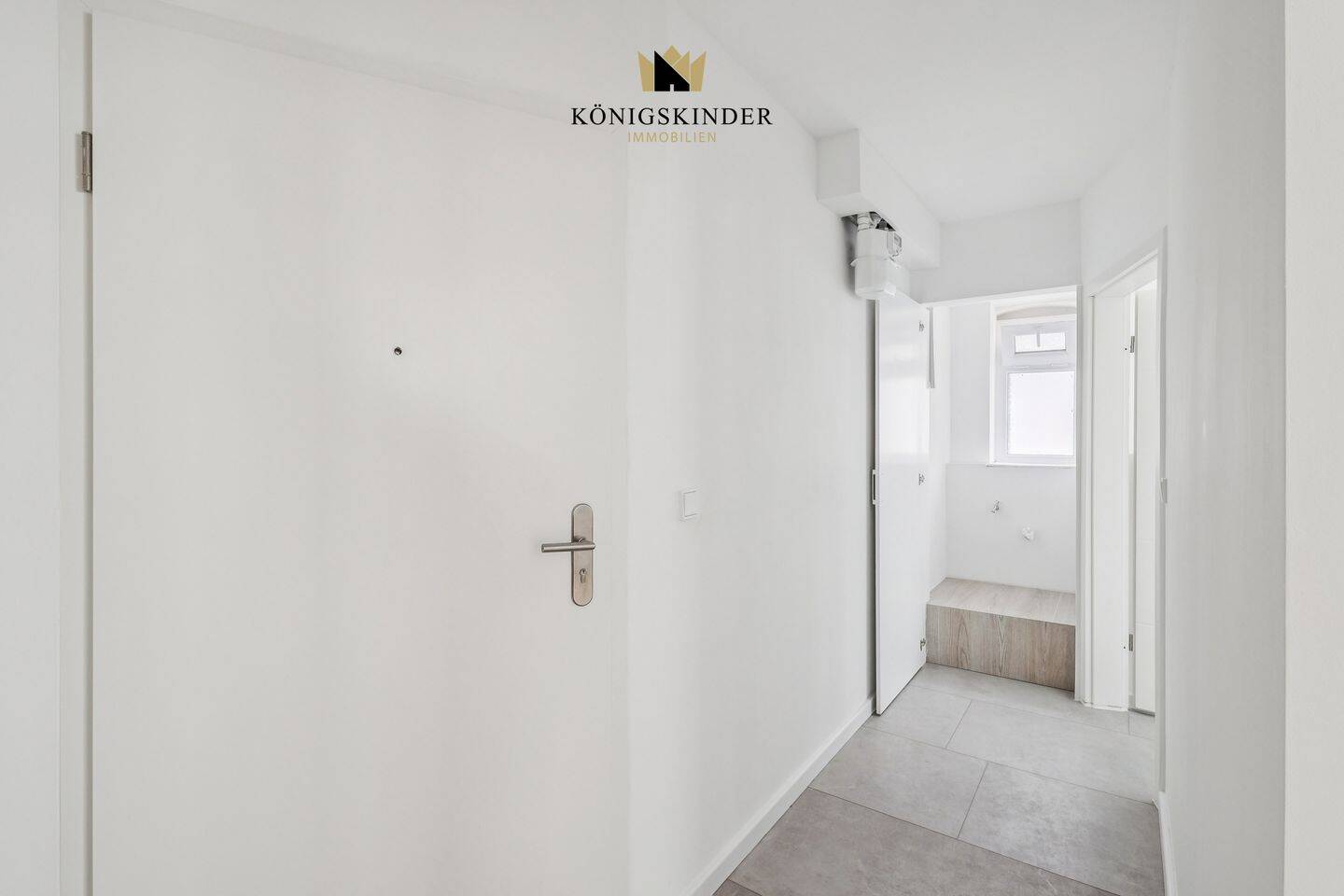** Kapitalanlage mit Zukunft - Modernisierte 2-Zimmer-Wohnung im Altbaucharme ** – Stuttgart – Vorschaubild 2