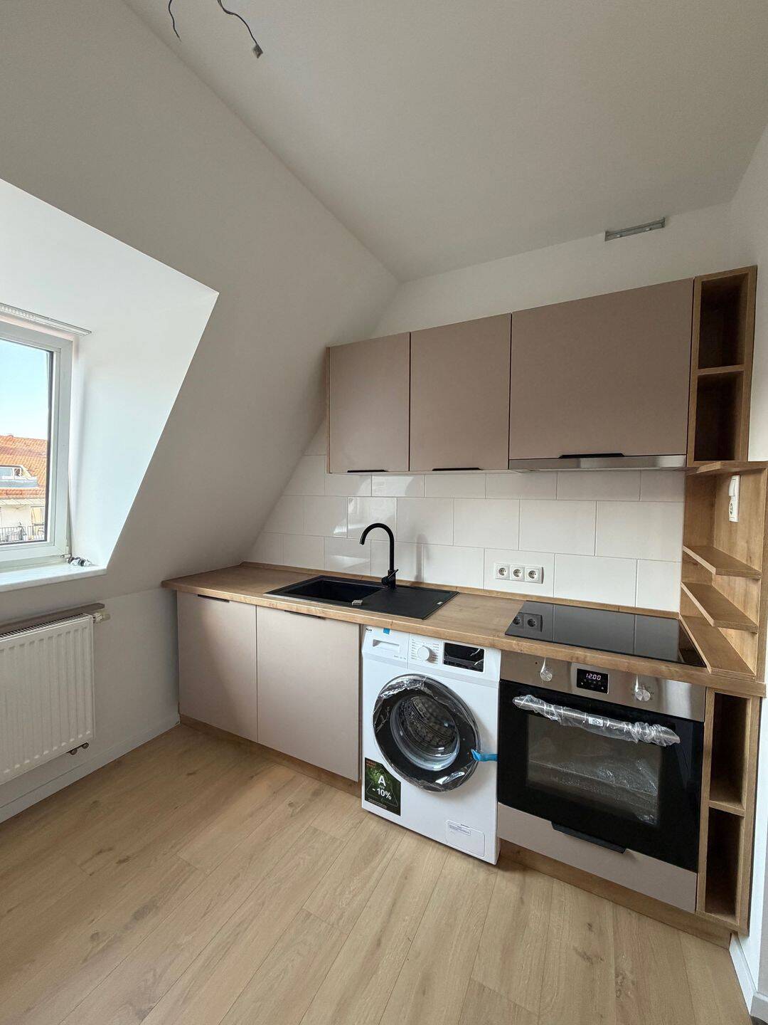 2er WG-Neugründung – frisch renovierte Wohnung mit neuer Küche im Nürnberger Zentrum – Nürnberg – Vorschaubild 6