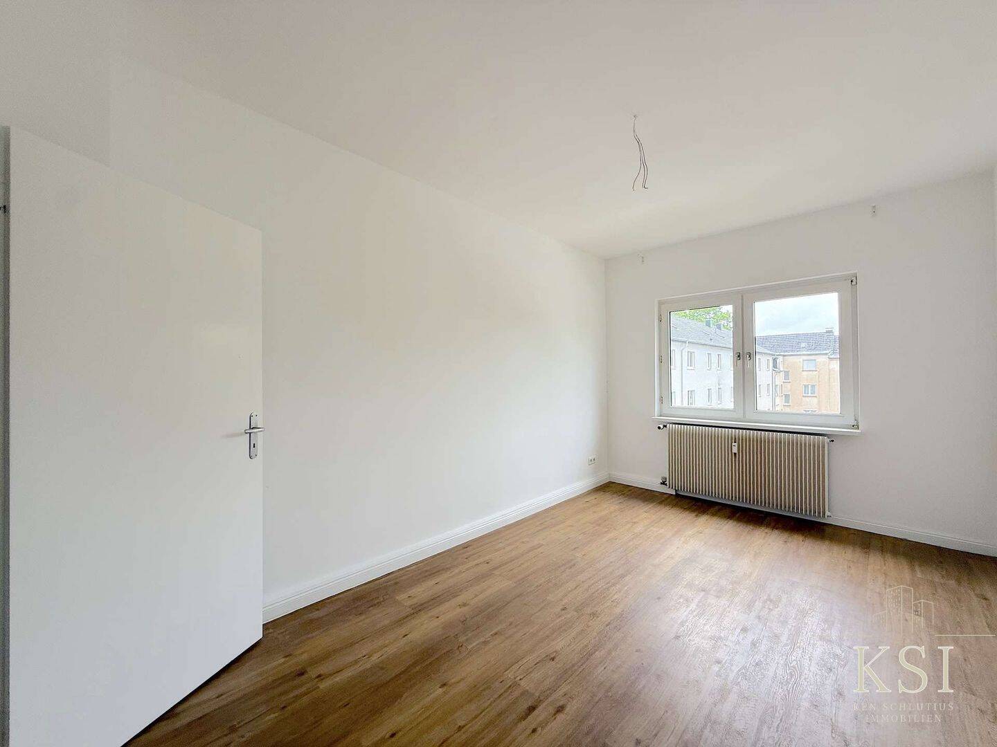 Moderne 2,5-Zimmer Wohnung! Erstbezug nach Sanierung! – Oberhausen – Vorschaubild 9