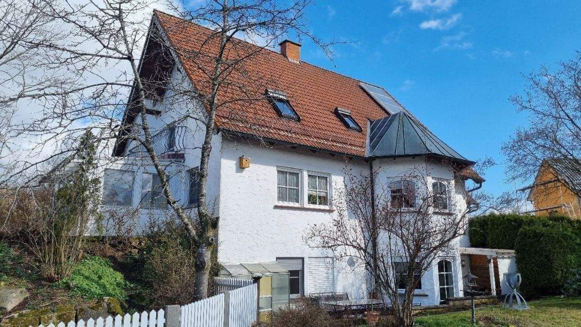 Traumhaft schön gelegenes Einfamilienhaus mit Einliegerwohnung! – Bad Brückenau – Vorschaubild 2