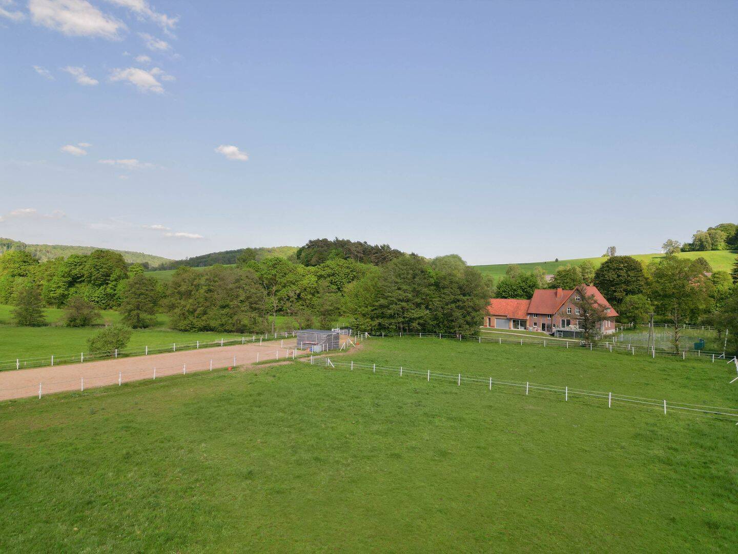 Natur, Ruhe und Pferdeglück - Exklusiver Pferdehof mit 2,1 ha in Brilon-Alme