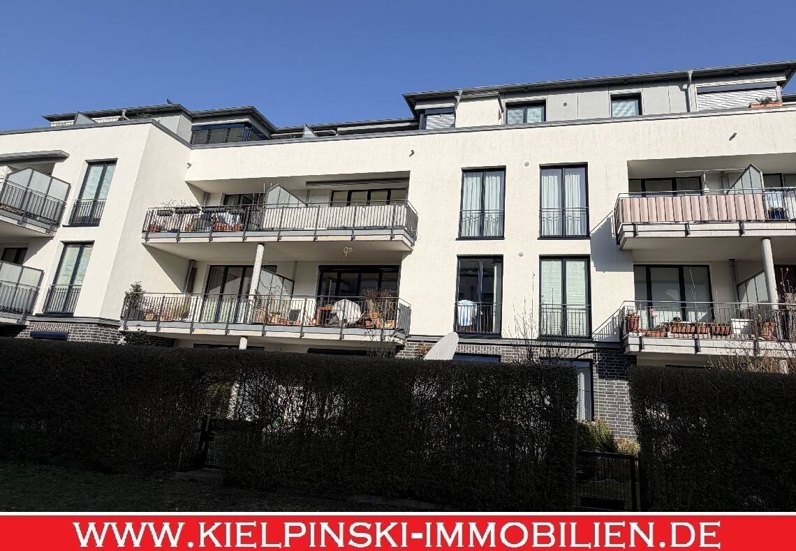 Attraktive, moderne 3-Zimmer-ETW mit Fahrstuhl, 2 Balkonen + TG-Stellplatz im Zylinderviertel