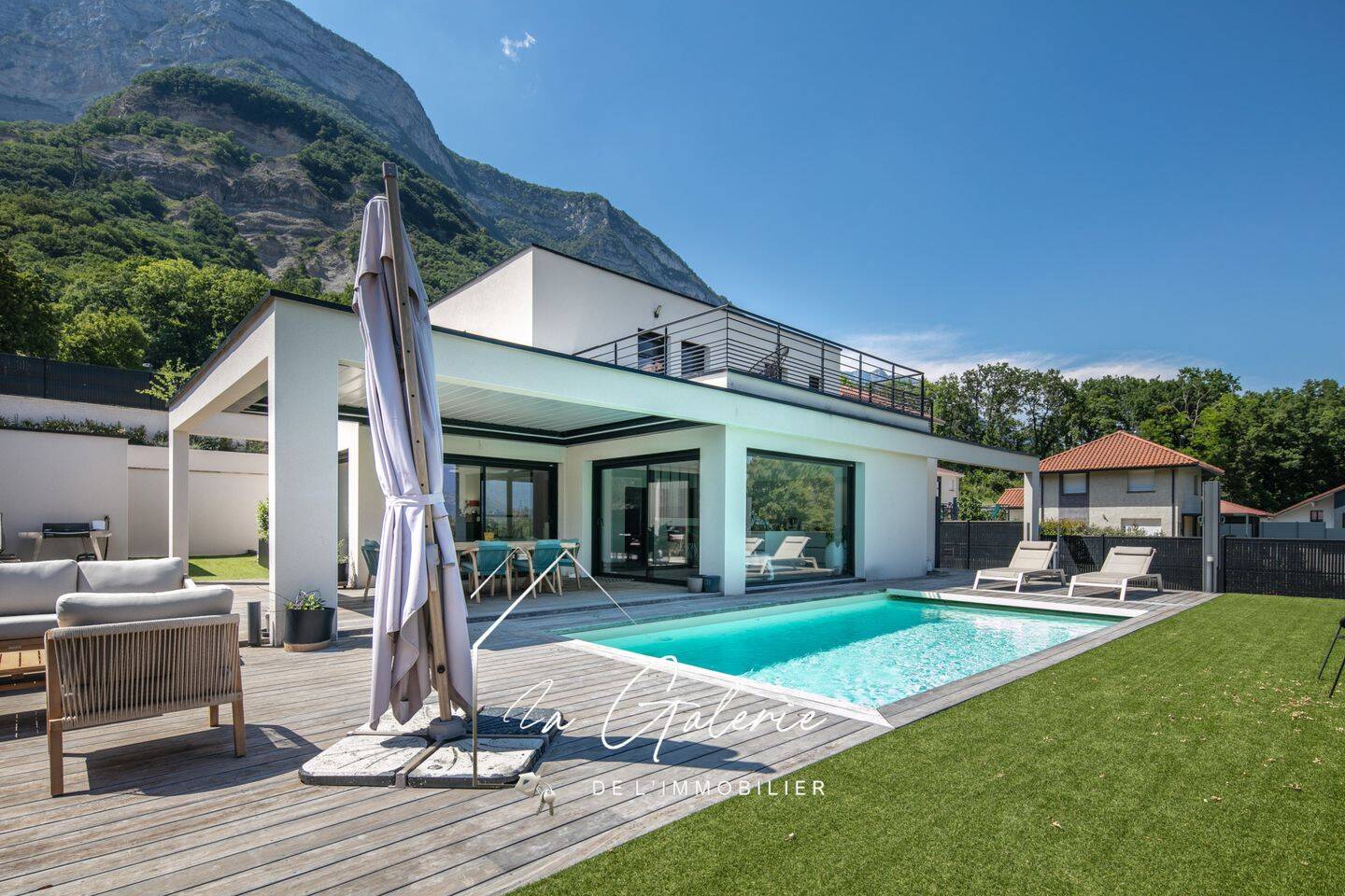 Maison 5 pièces 164 m² · à Saint-Paul-de-Varces · 163,5 m² · 774 000 €