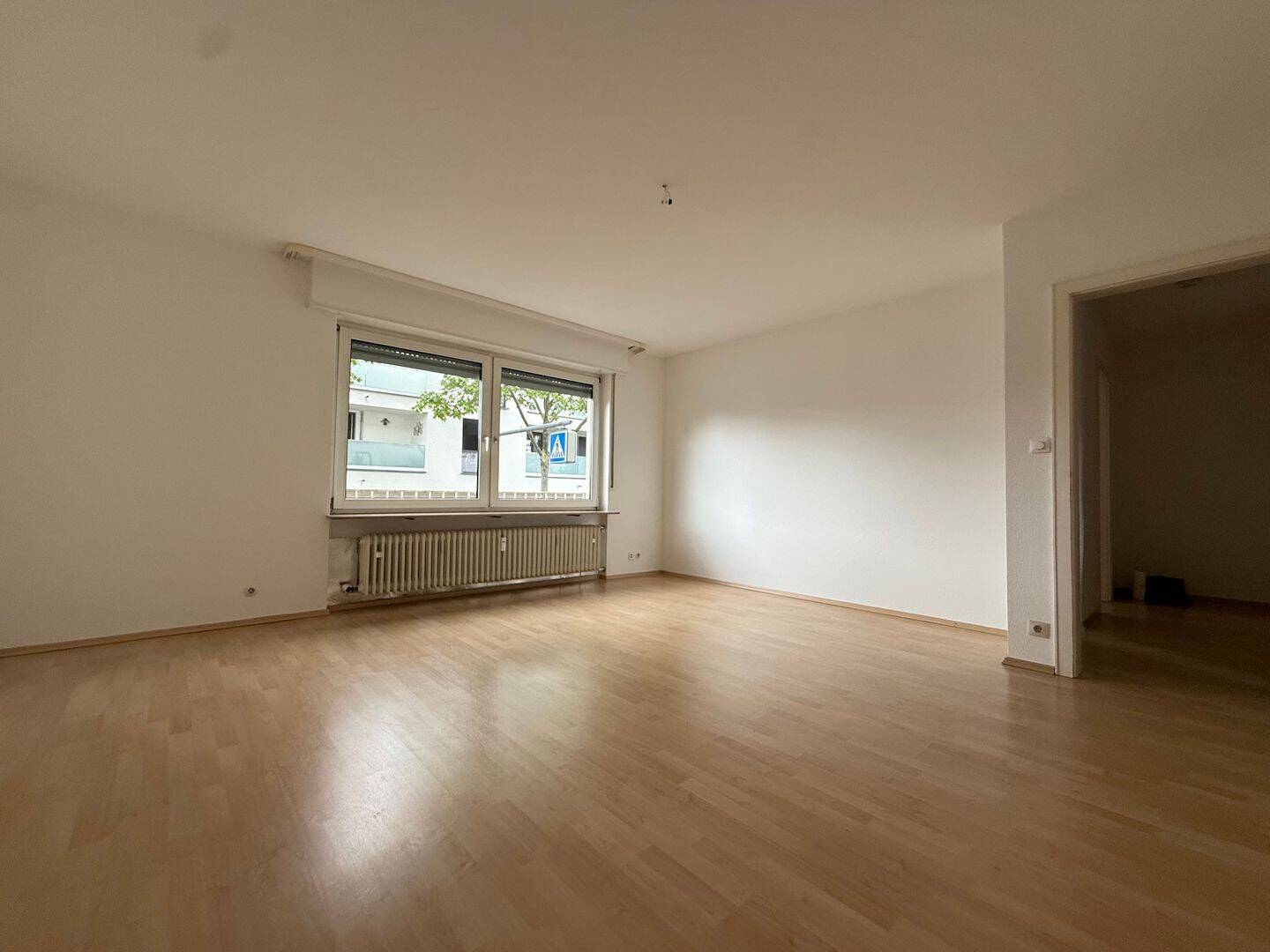 Helle 2-Zimmer-Wohnung mit Balkon in Mannheim-Käfertal