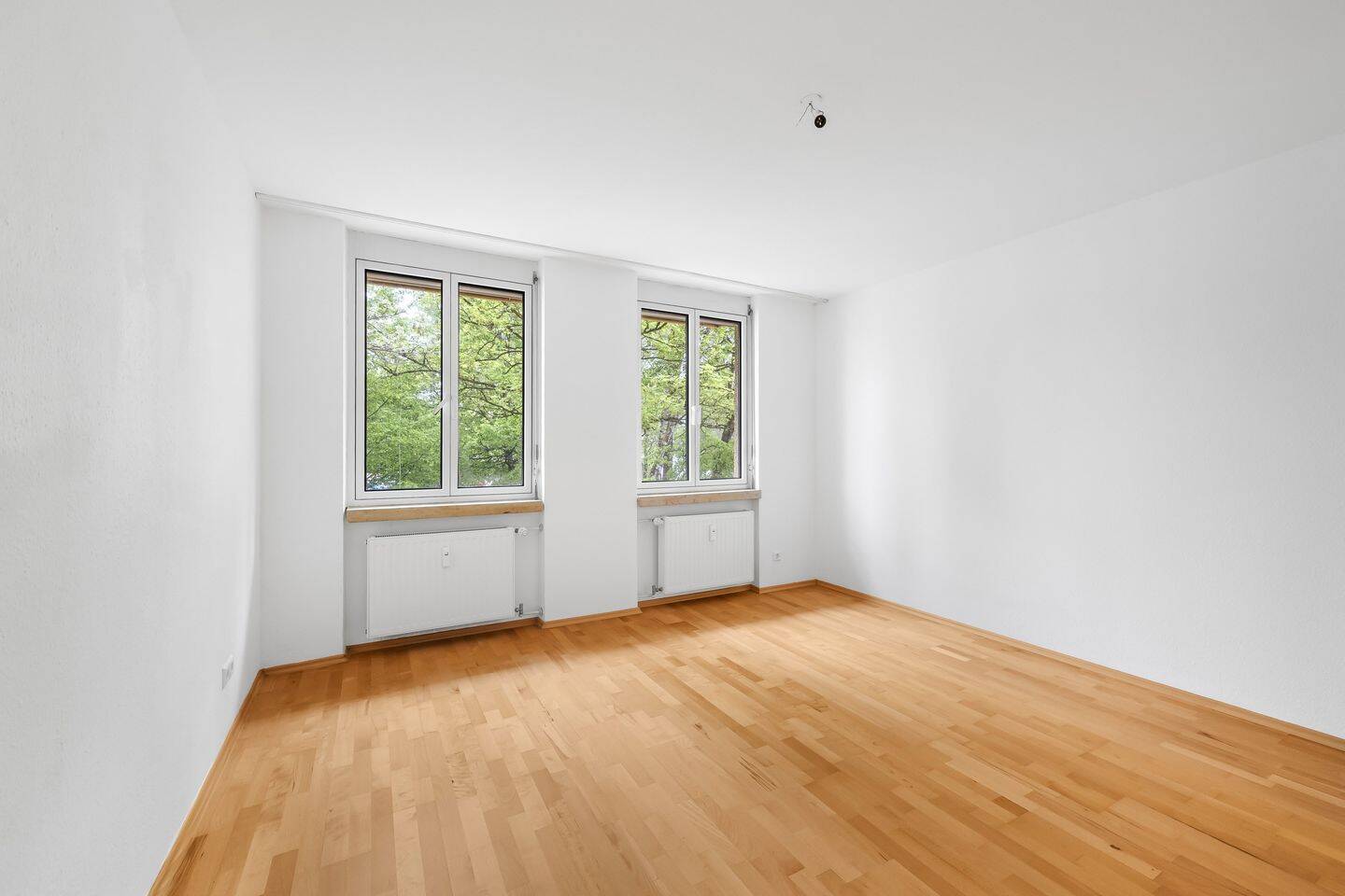 Sofort frei! Renovierte, lichtdurchflutete 3-Zimmer-Wohnung mit ruhigem Westbalkon – München – Vorschaubild 5