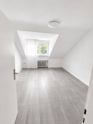 3-Zimmer Dachgeschosswohnung mit Einbauküche und Klimaanlage – 51371 Leverkusen – Vorschaubild 7